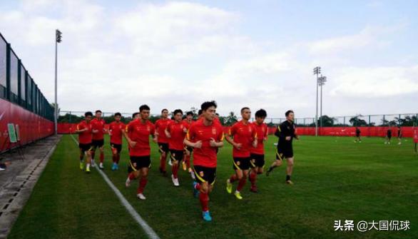 巩汉林谈国足被足球相关人士回击,巩汉林评国足新短视频