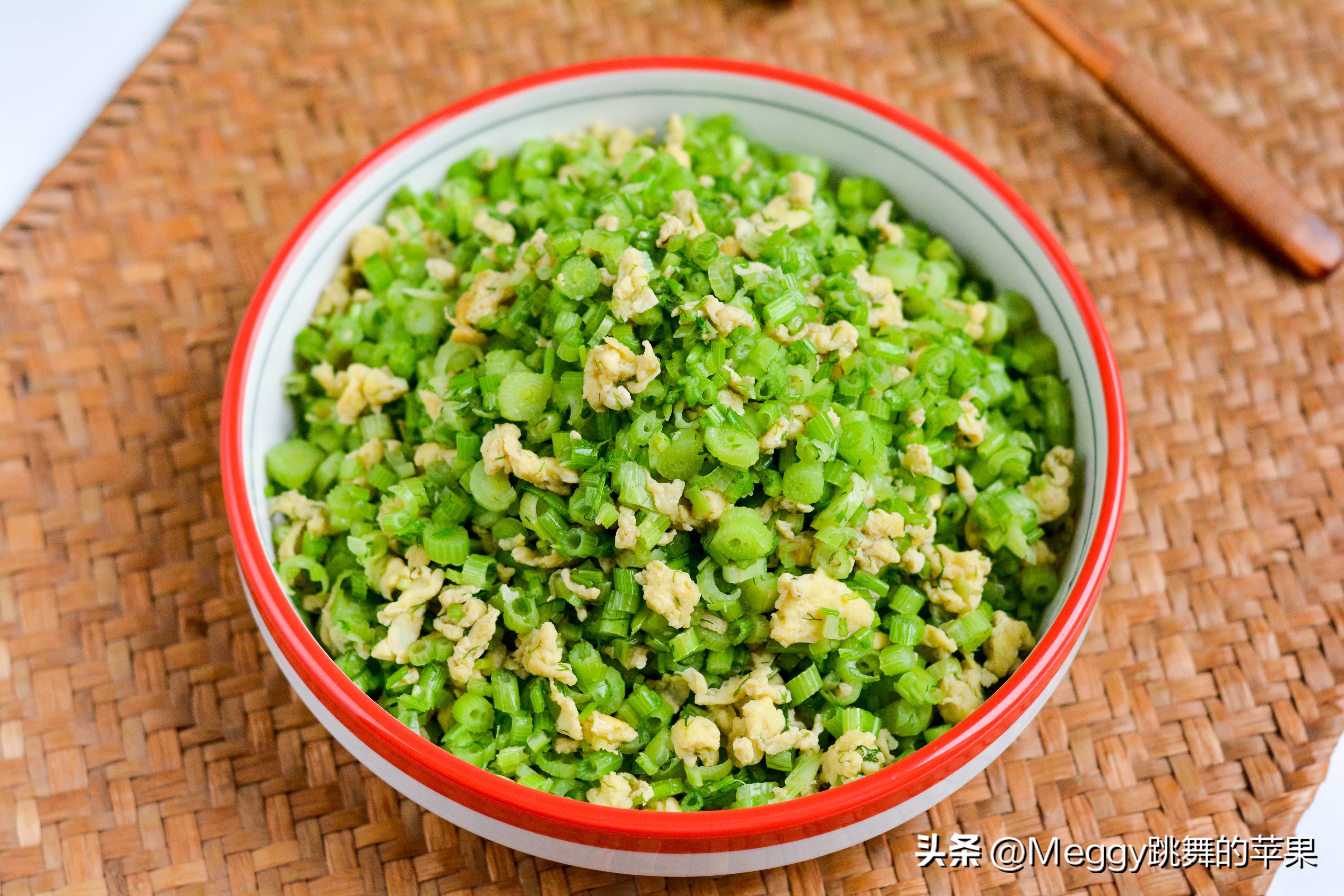 纯茴香馅包子怎么做好吃,茴香馅包子怎么调着好吃