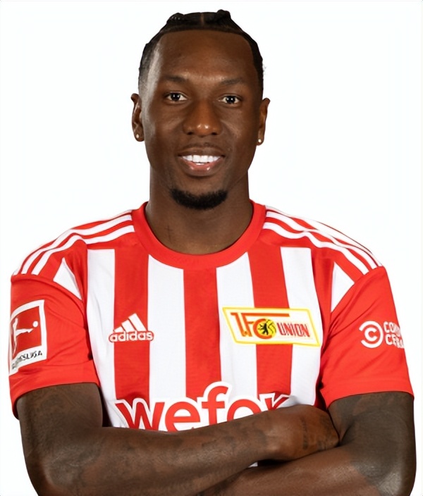 3三年自由转会加盟，本赛季他德甲独造7球，还入选了巴约最佳阵容