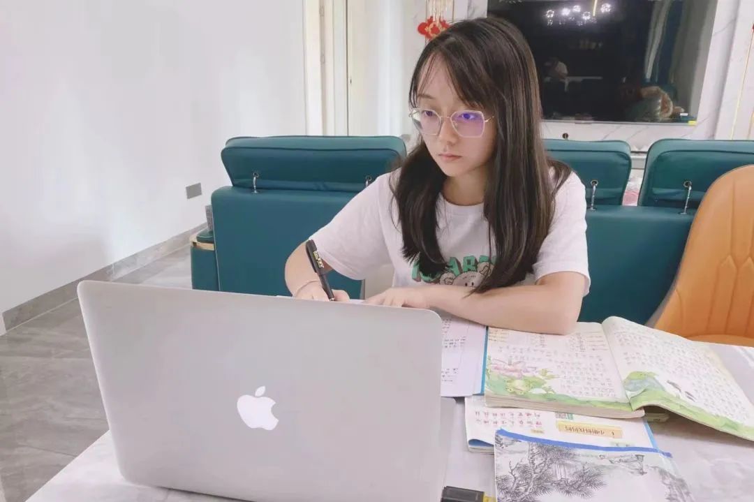 礼赞教师节情满中秋月推文,礼赞教师节情满中秋月心愿卡