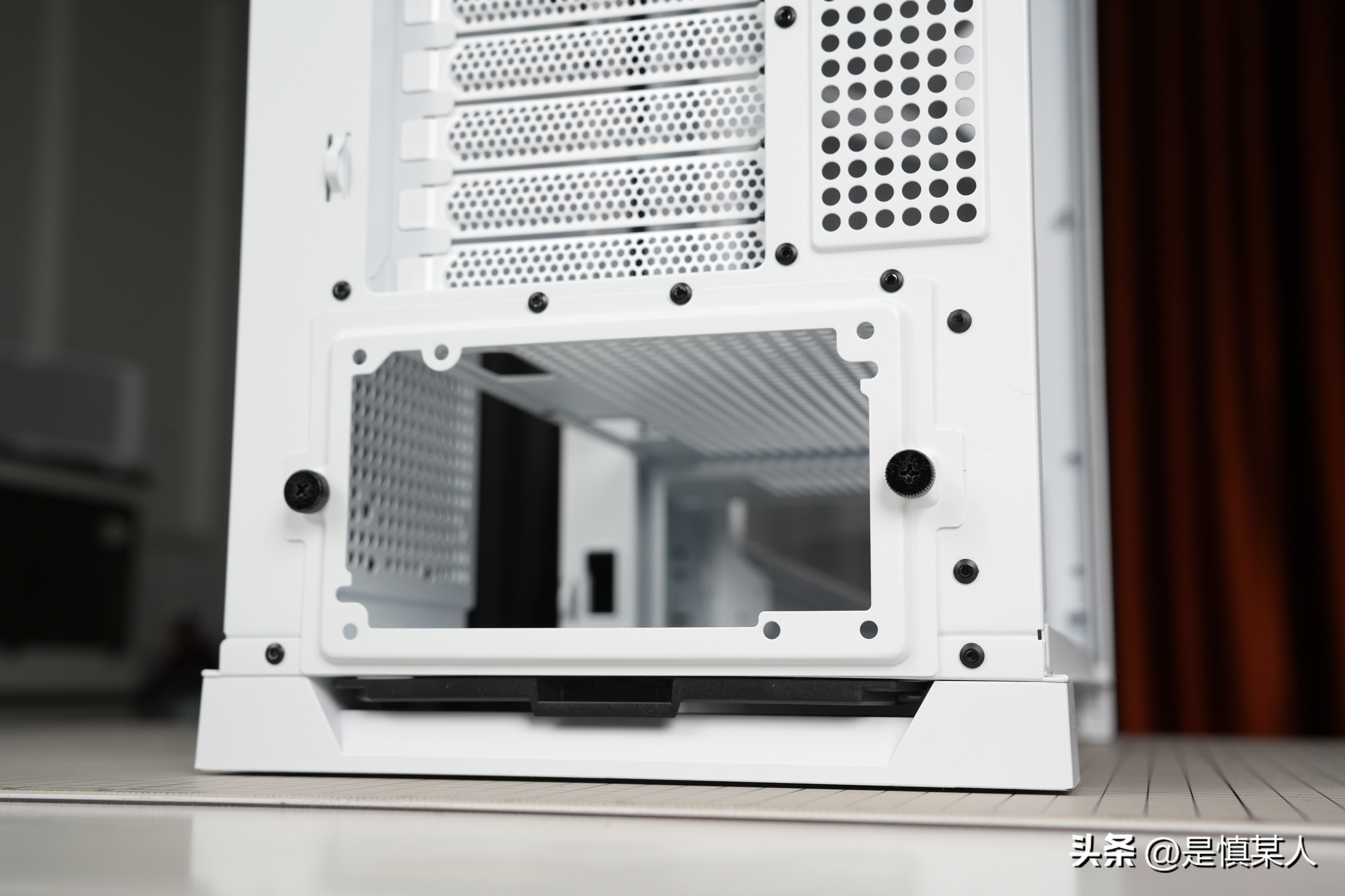 鑫谷昆仑御风机箱评测,鑫谷冰霜360argb冰山版水冷