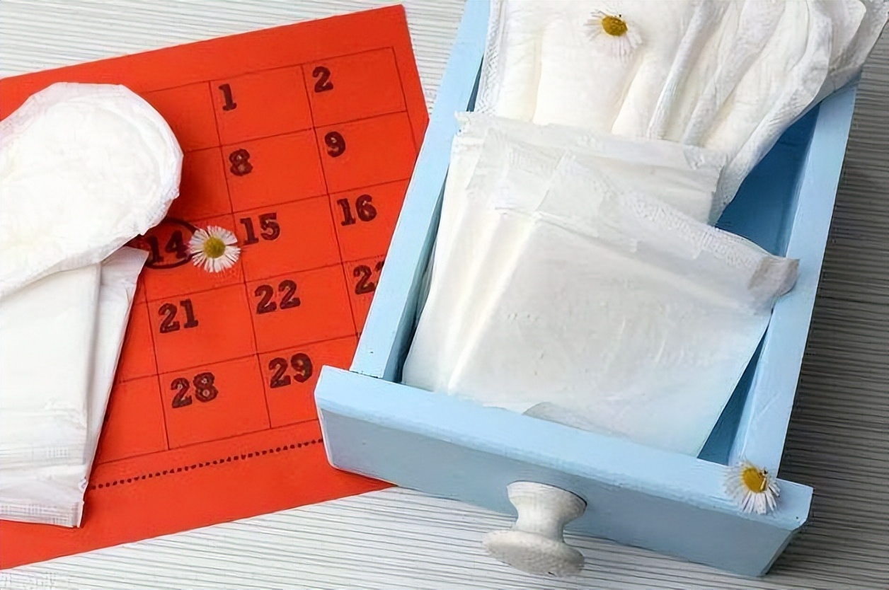 为什么会月经过后有褐色分泌物,为什么月经结束后出现褐色分泌物