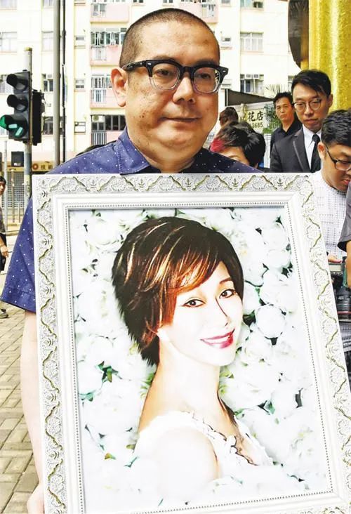 蓝琼缨因为什么去世,赌王二太蓝琼缨传奇的一生