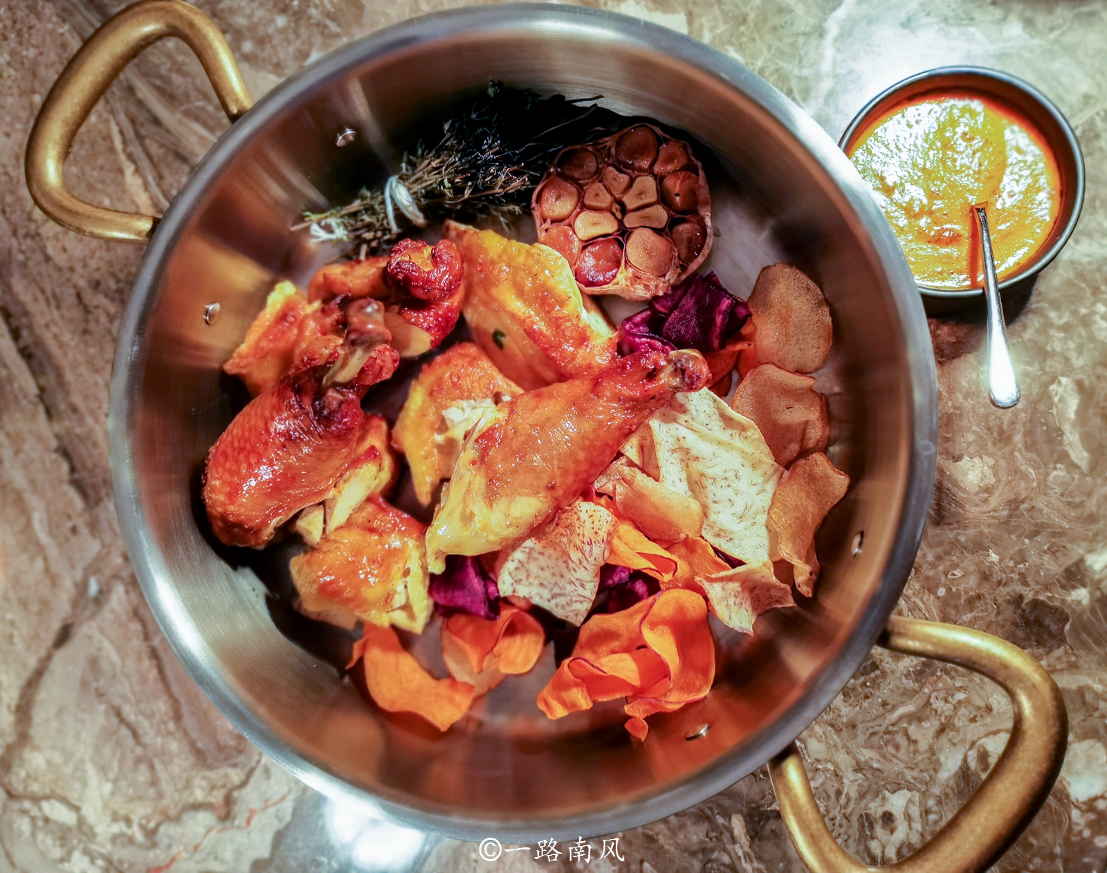 澳门老佛爷设计的米其林,澳门老佛爷酒店是谁的