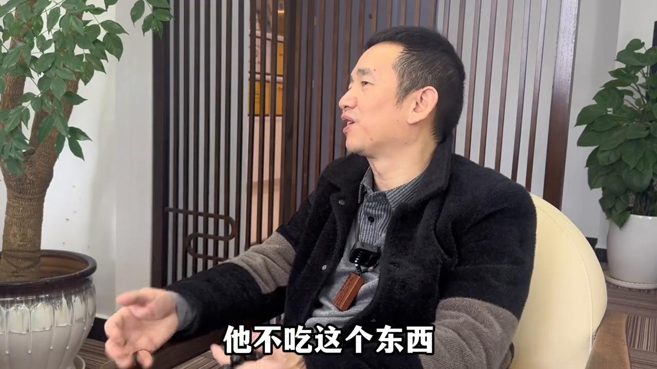 感情诈骗可以拨打110吗,遇到骗子骗到小孩的钱怎么办