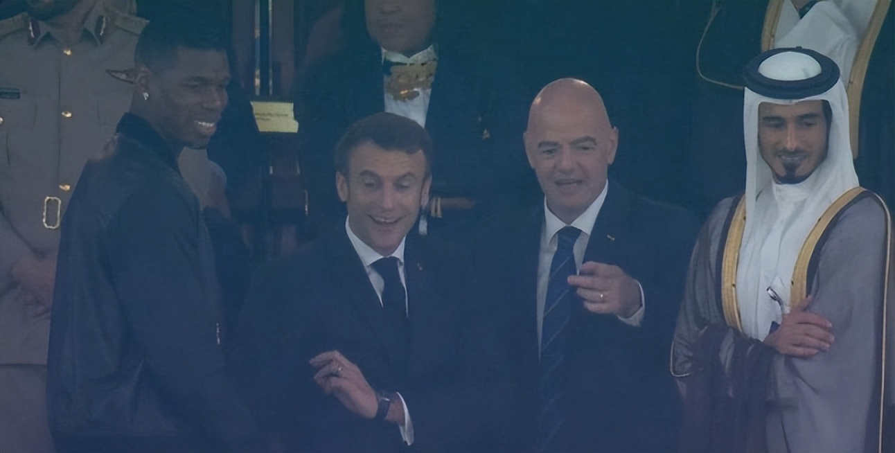 2018世界杯法国vs阿根廷梅西的无奈,2022年世界杯决赛马克龙的反应