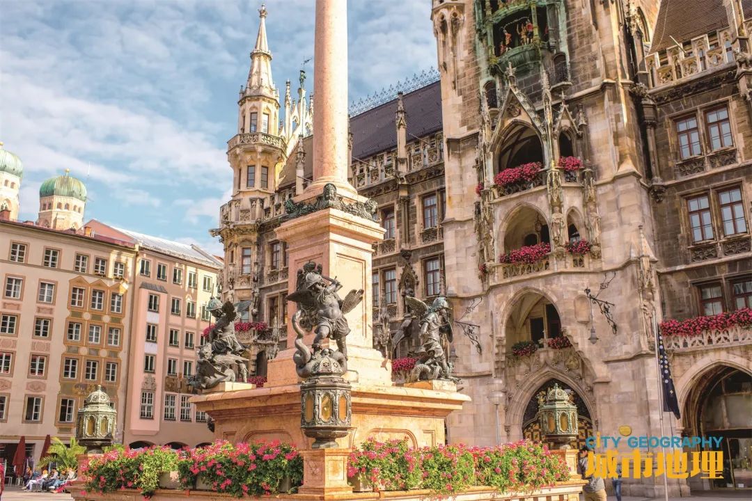 走近慕尼黑，燃烧了一百年的足球之魂