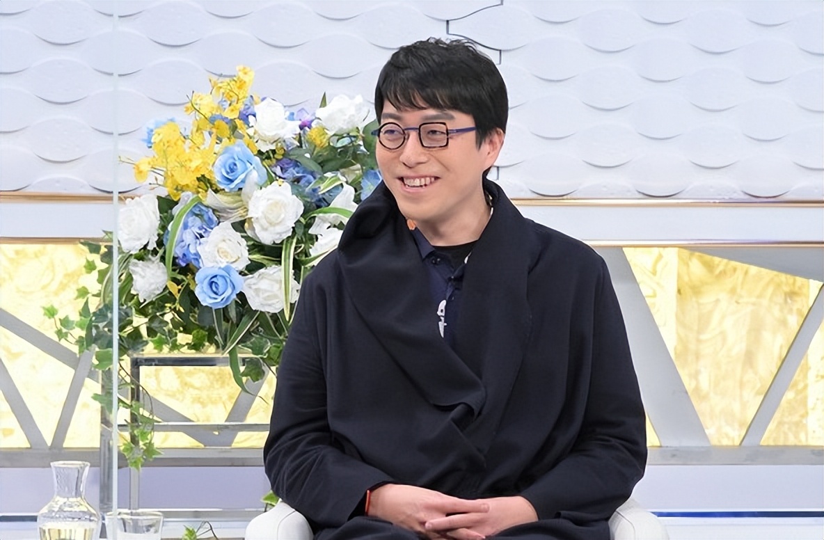 专家建议“老年人集体切腹自杀”，竟获50万粉丝叫好支持？