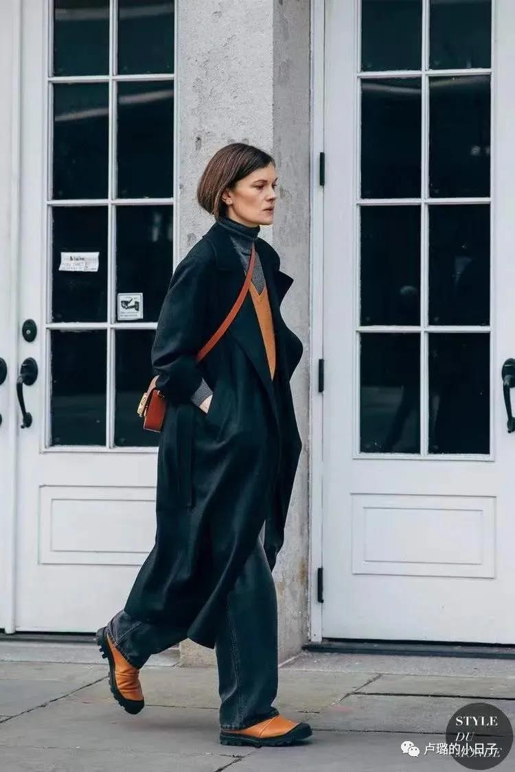 小个子穿大衣的长度到哪里最适合,小个子大衣应该穿到哪个位置合适