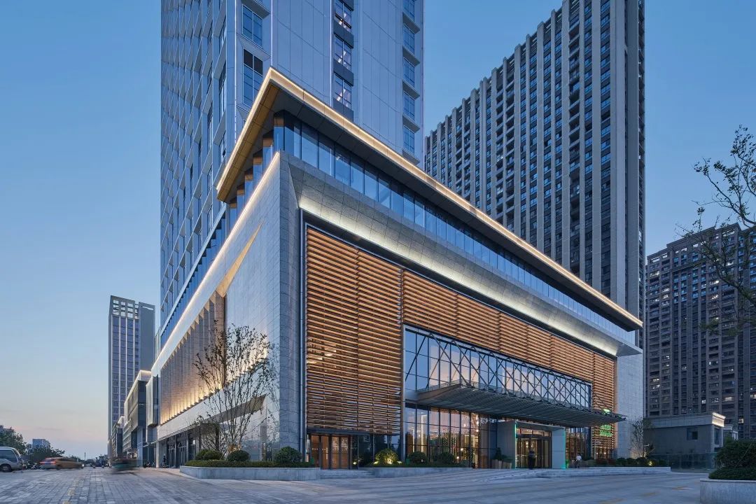 建筑玻璃外墙设计,高级玻璃外立面