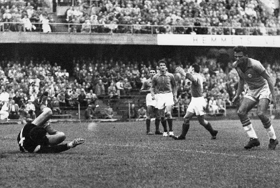 1959年毛主席命贺龙整治国足，贺龙只用一招，国足跻身亚洲第一