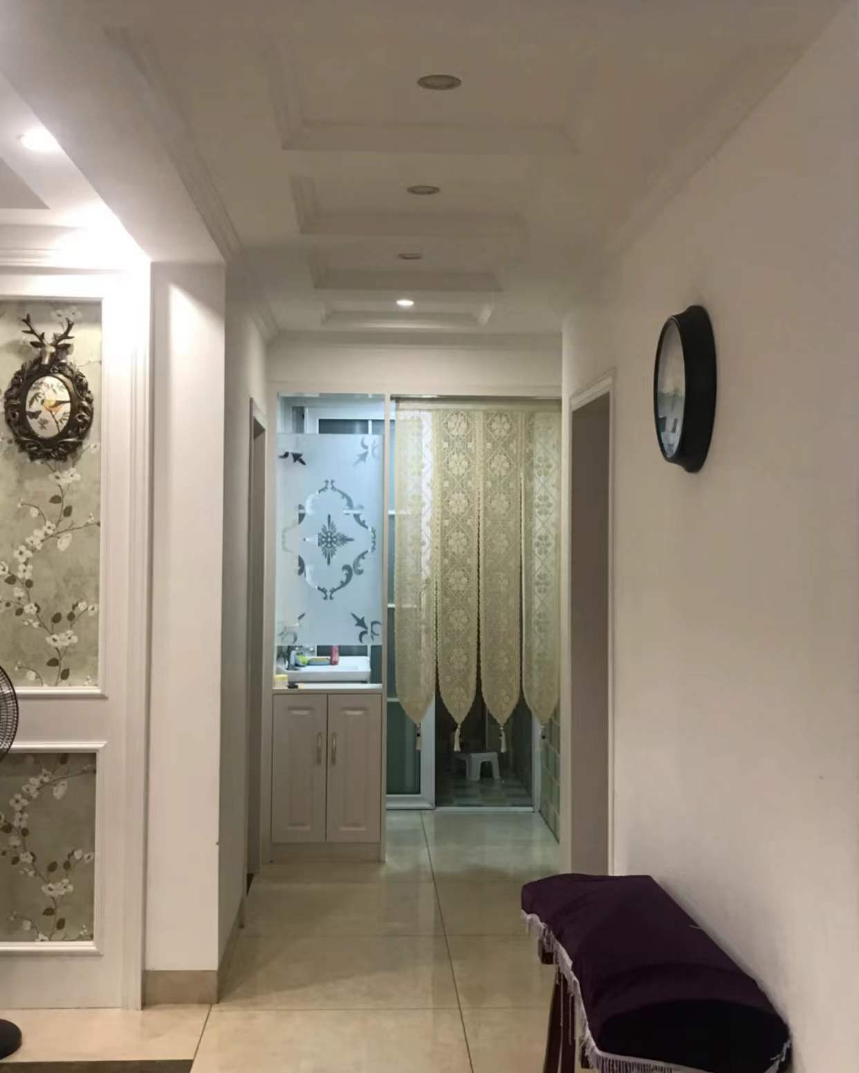 进门正对卫生间设计,楼房进门对着卫生间怎么化解