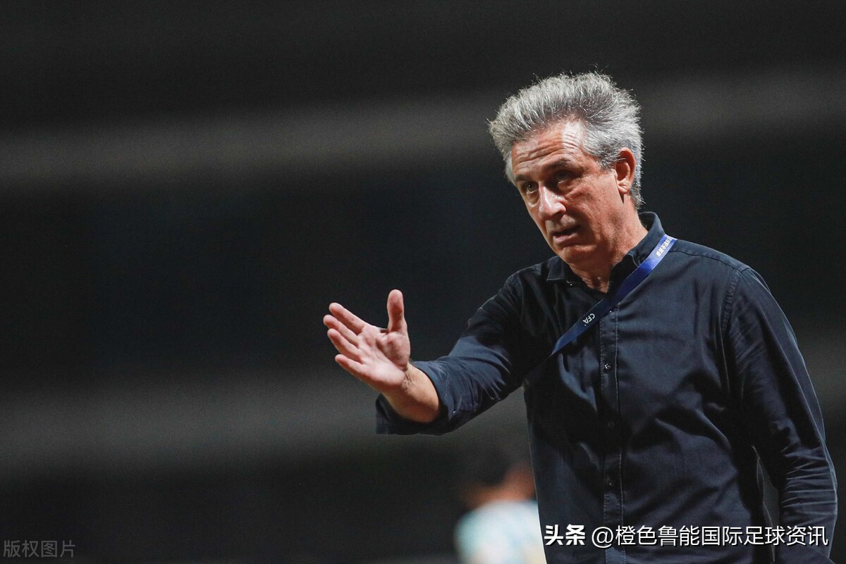 谢晖和郝伟,谢晖带着中甲踢中超