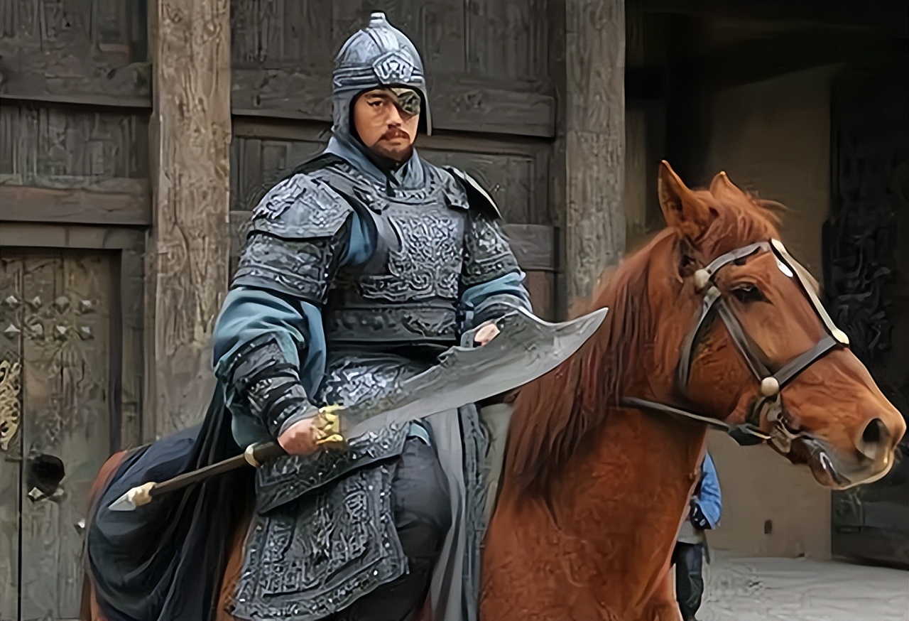 夏侯惇对战关羽三国演义,三国演义夏侯惇战了几次吕布