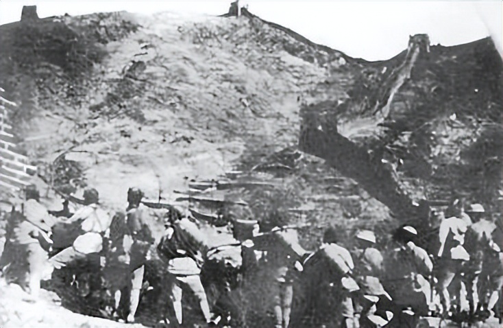 国民*党**军官被俘，自称代号“902”，李克农亲自证实：请予以优待