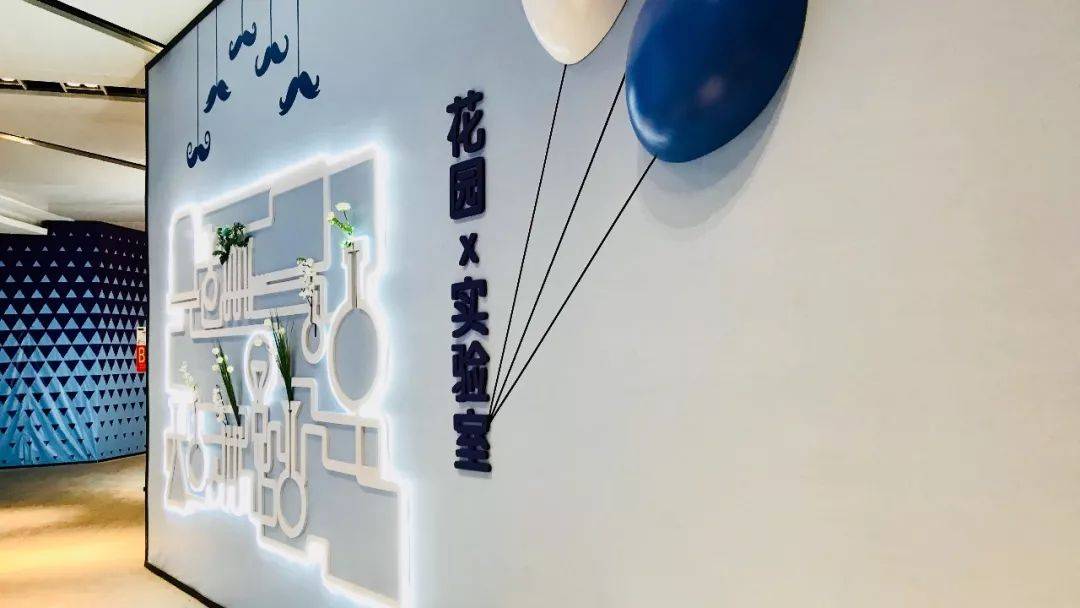 围挡广告要些什么信息,围挡是设计费还是广告费