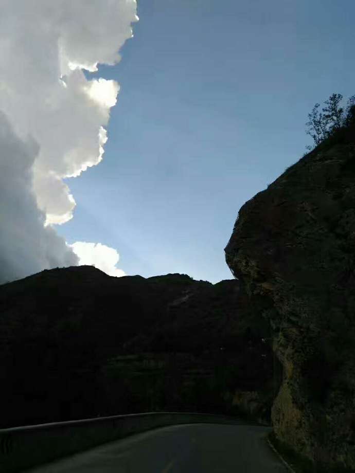 六千里路父与子，一路风尘一路歌---乌鲁木齐到成都骑行日记