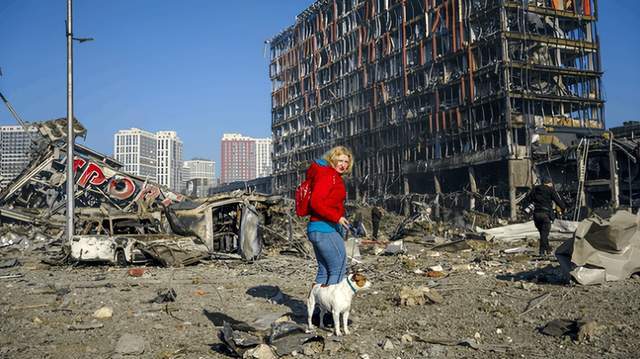 乌克兰真实现状，持续一年的俄乌战争后，乌克兰是个啥情况？
