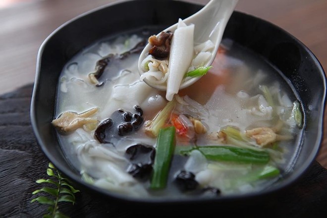 锅边糊的做法全过程,正宗锅边糊的做法