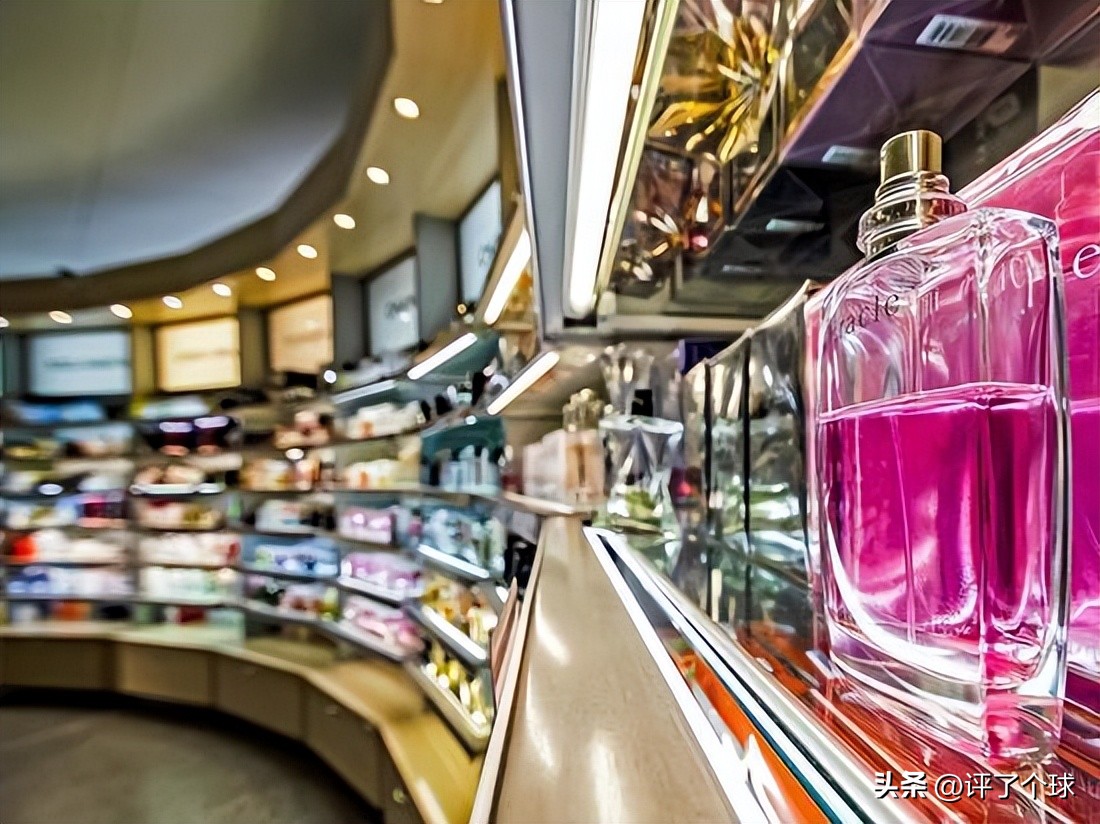 两大免税店,俄罗斯免税店开业时间