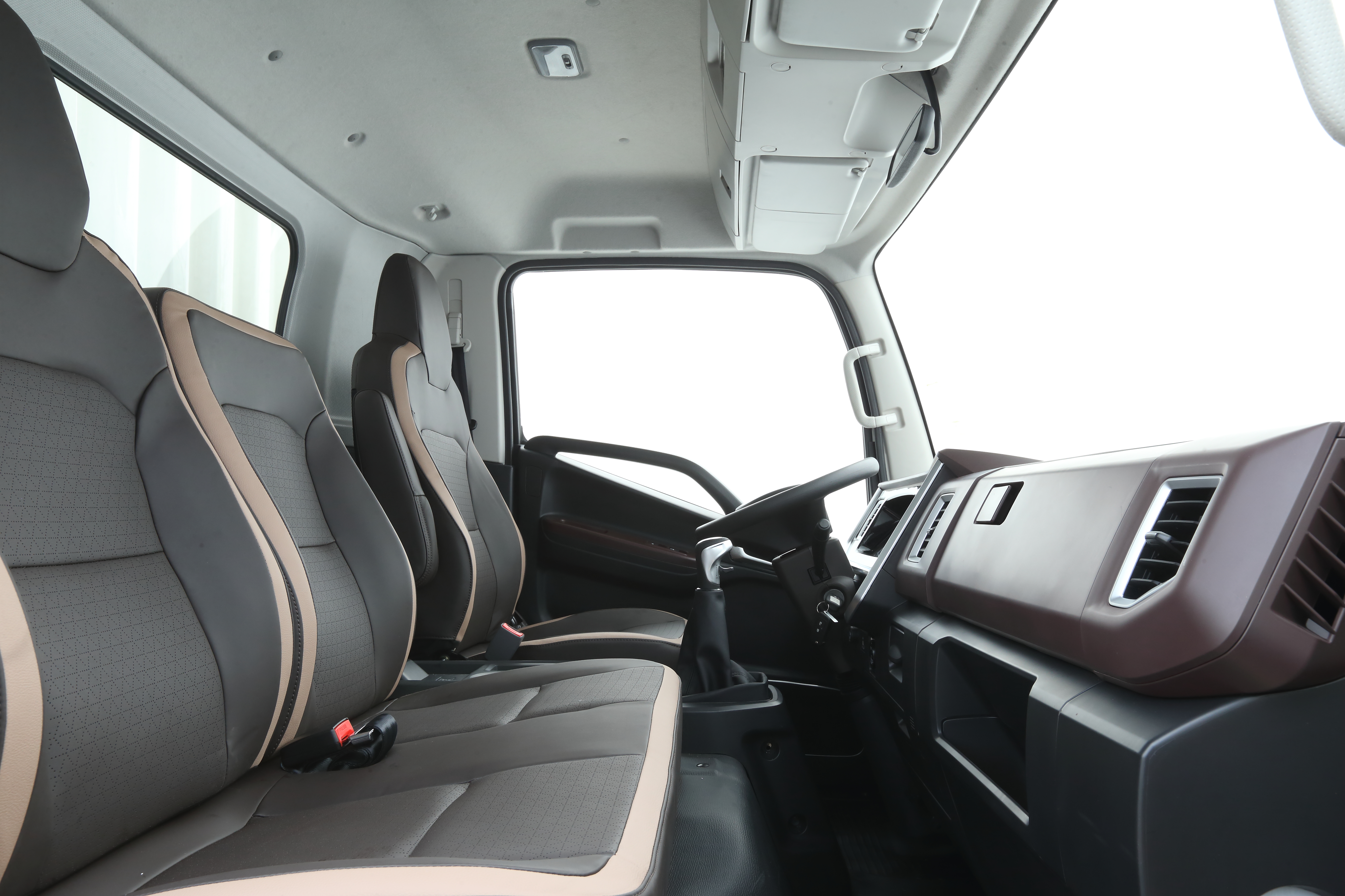 江淮帅铃s94米2黄牌最新款,江淮帅铃s9驾驶室照片