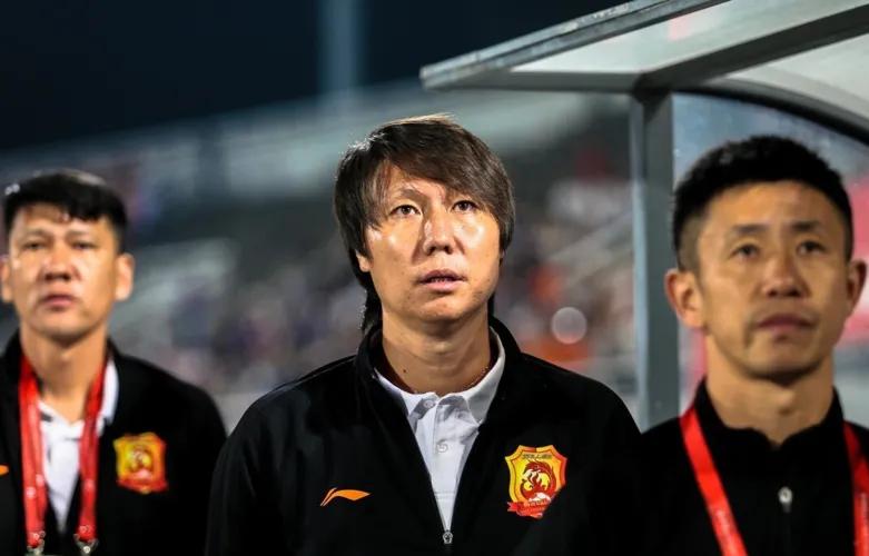 李铁因为涉嫌严重违法被*纪委中**调查，中国足球的寒冬到来