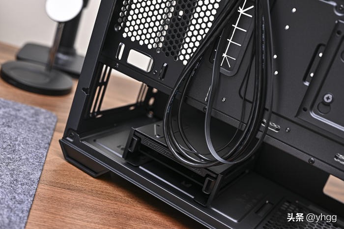 低调实用中塔——ROGZ690HERO+影驰4070Ti+银欣FARAB2装机展示