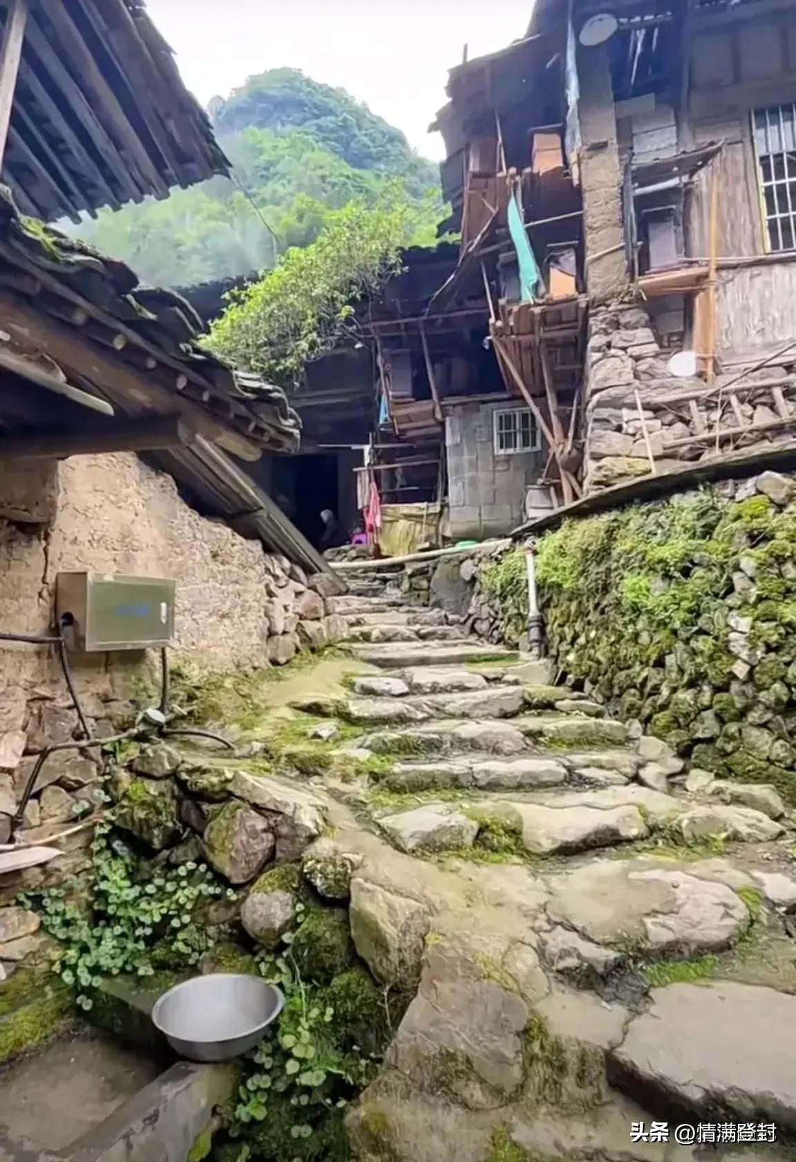 在自己家宅基地建房,在自己宅基地建房