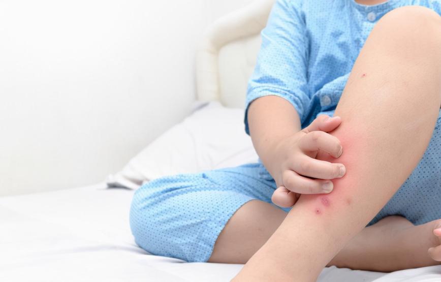 结痂的伤口，痒到怀疑人生，到底该怎么对待？看看医生怎么说