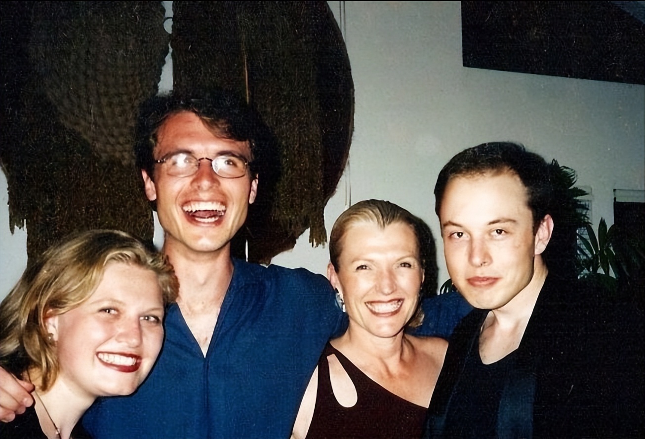 驾驭世界首富马斯克的五个女人，他最钟情于谁？