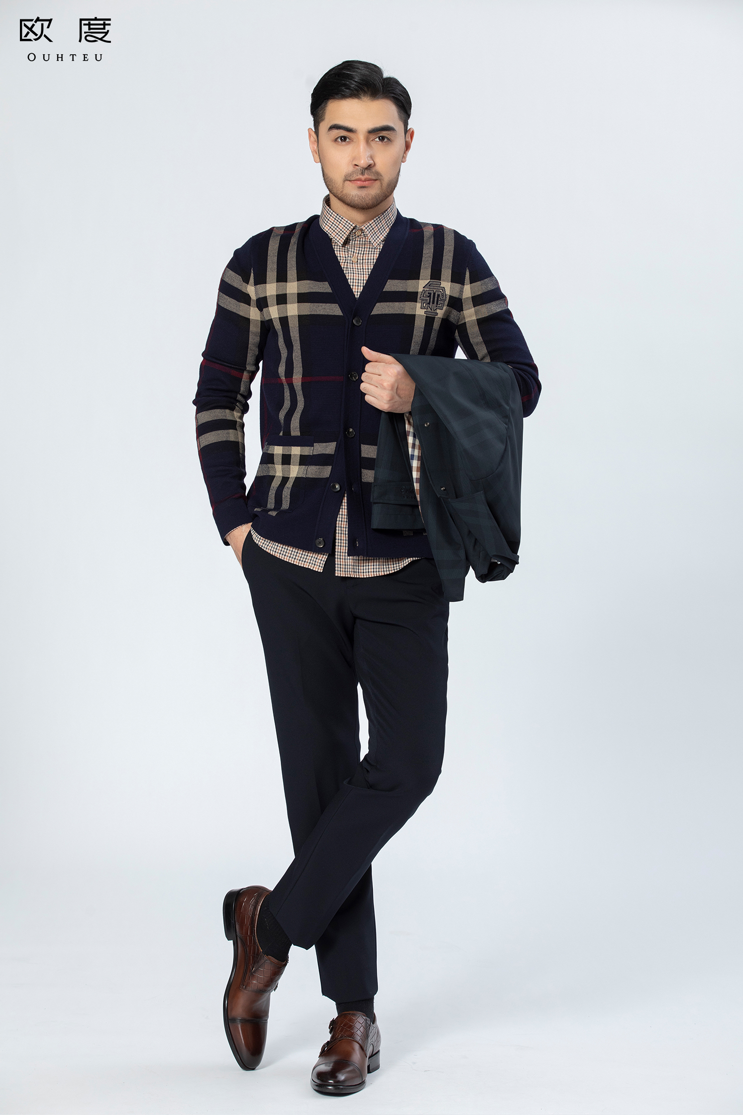 秋冬男士穿衣搭配大全,舒适男士秋冬穿衣搭配