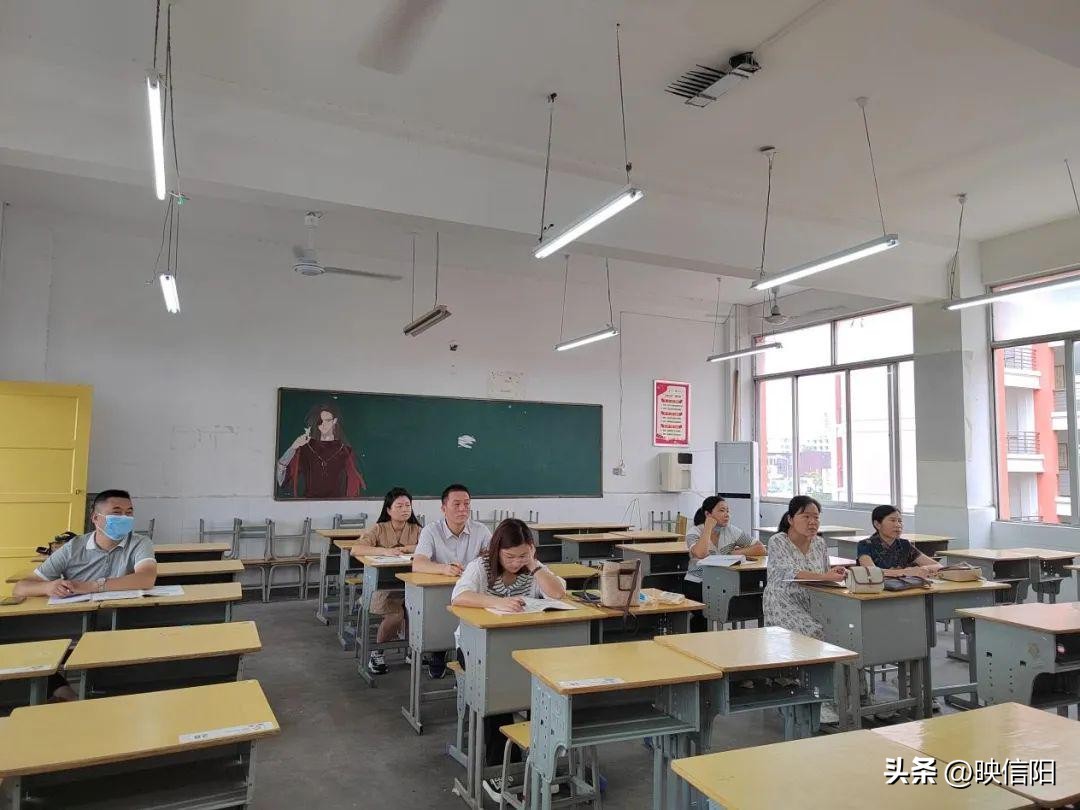 固始县高级中学举办2022—2023学年新教材培训