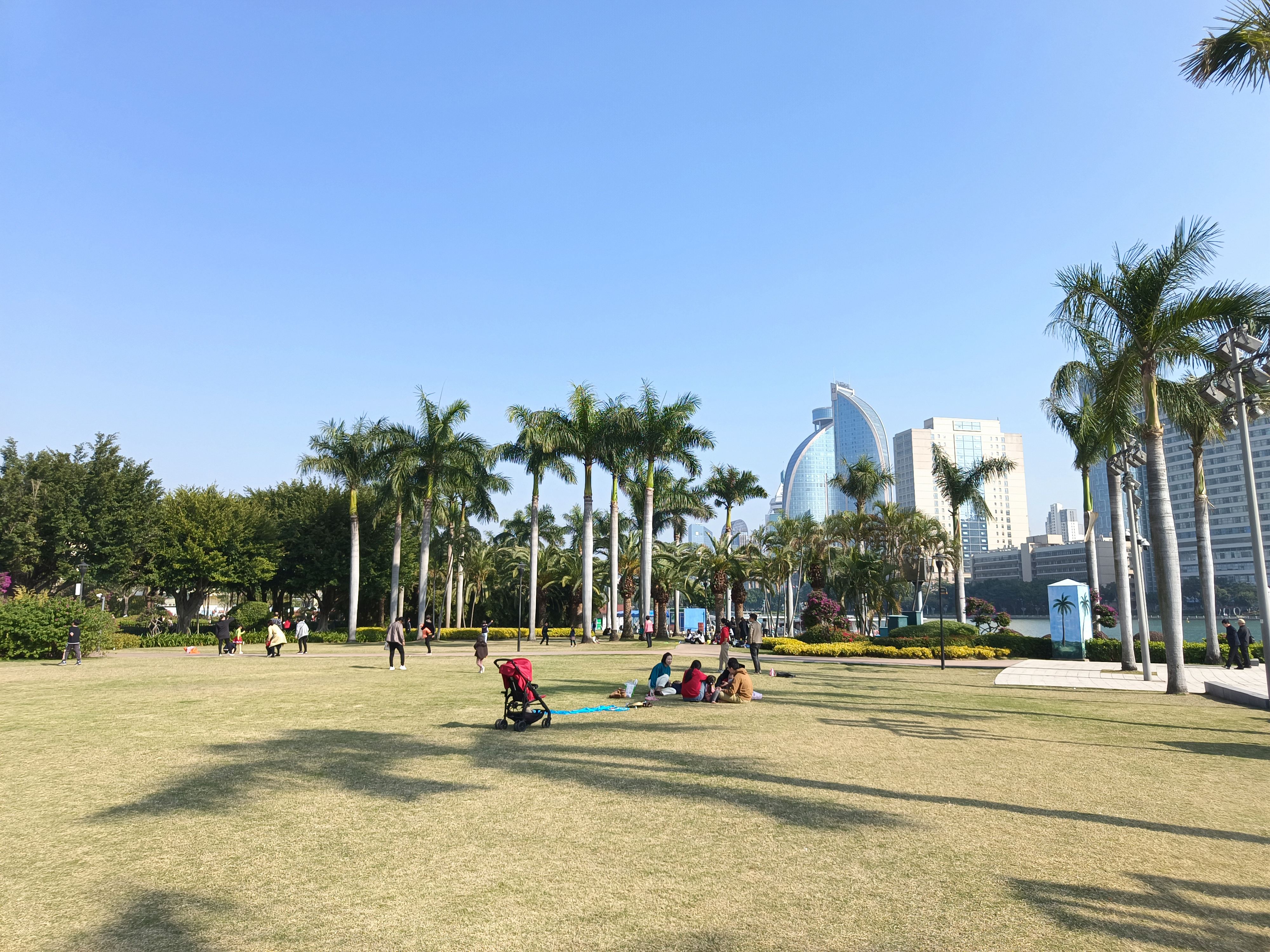 厦门最大广场公园,厦门城市广场最大景点