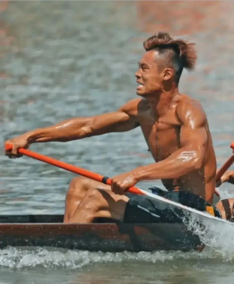 中国肌肉男龙舟,龙舟肌肉男火爆全球