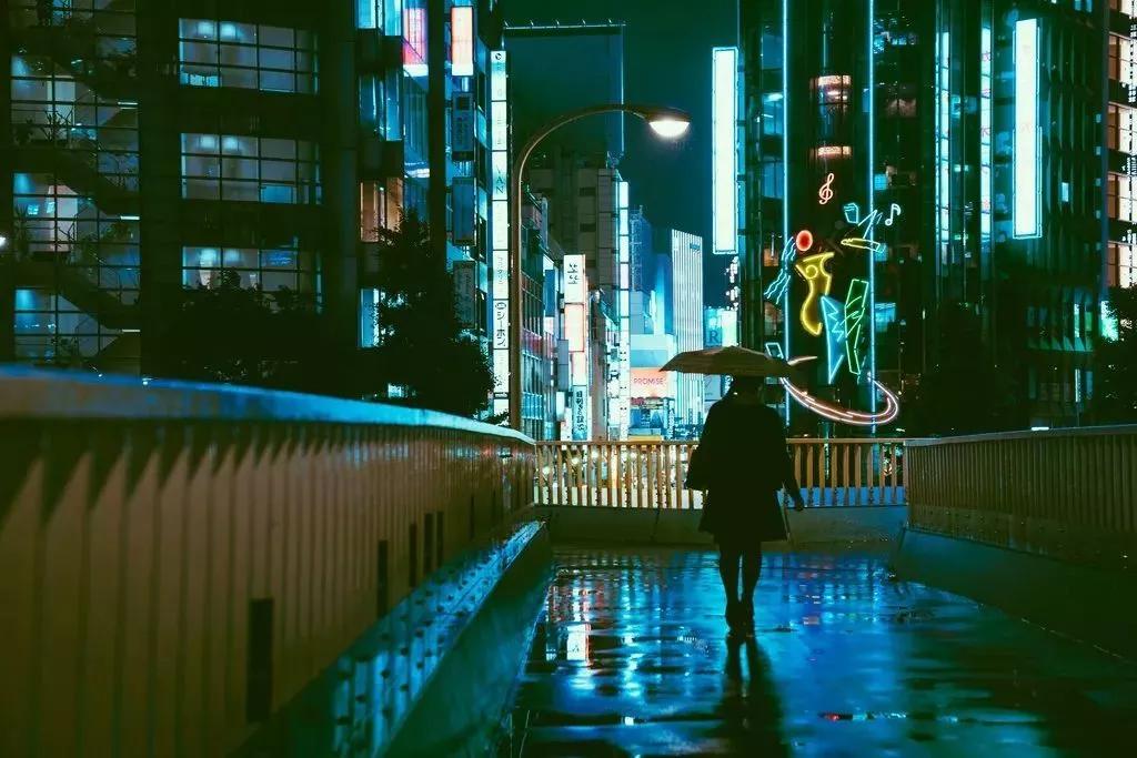 是谁去了日本后发展起来,是谁走在历史的前沿