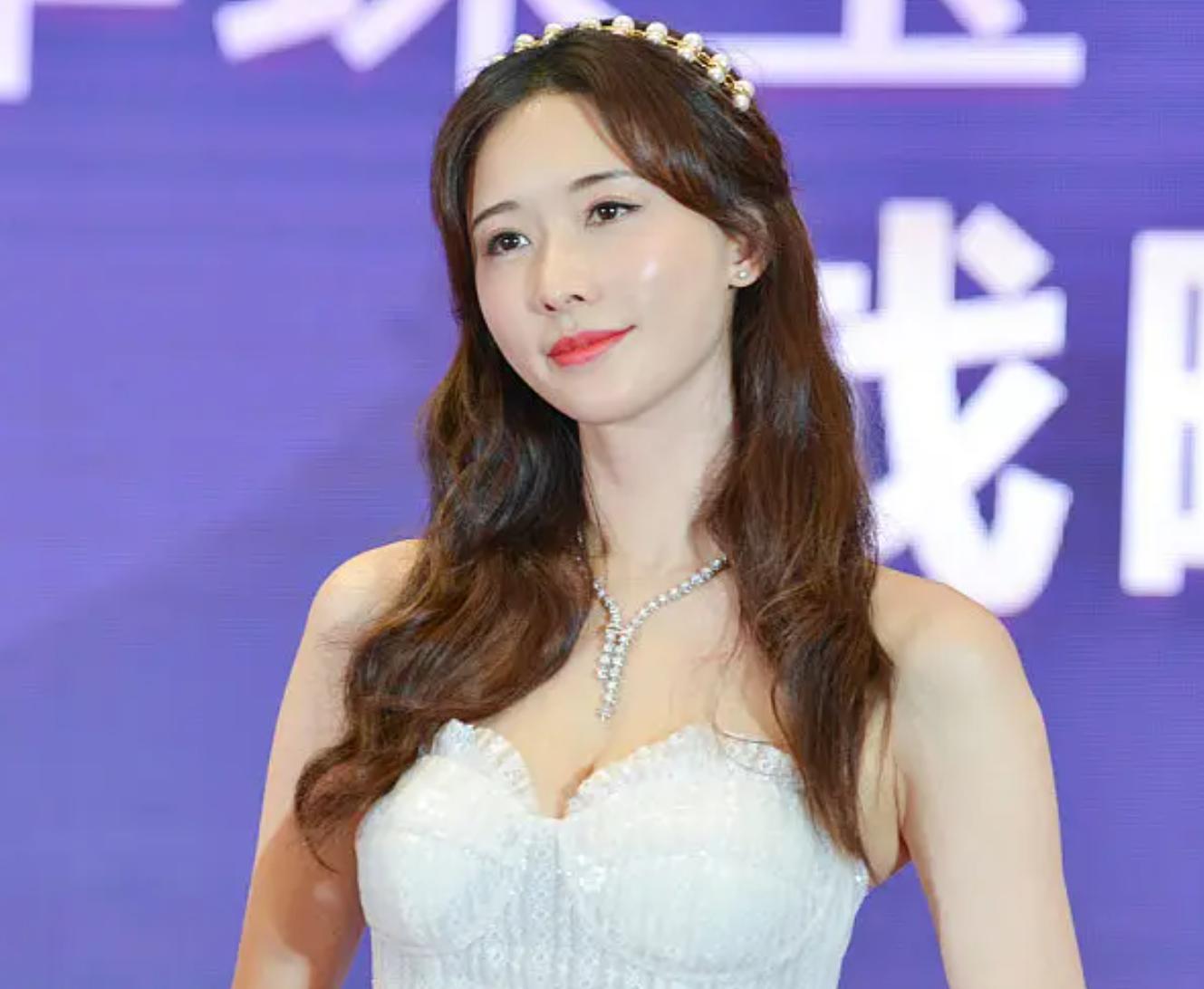47岁最有气质的女星,身材最好的15位中年女星