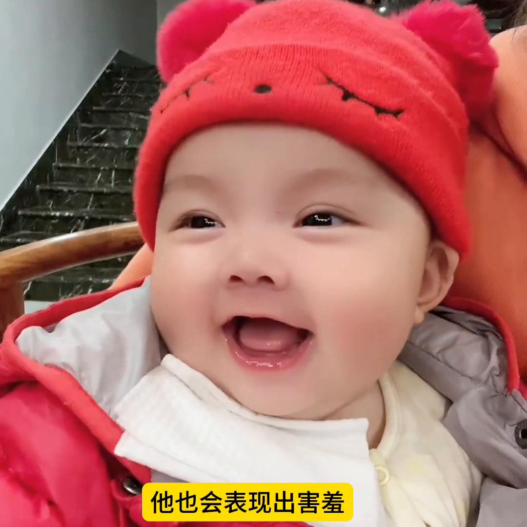 四个月宝宝特点及怎么护理,四个月宝宝有什么发育标准