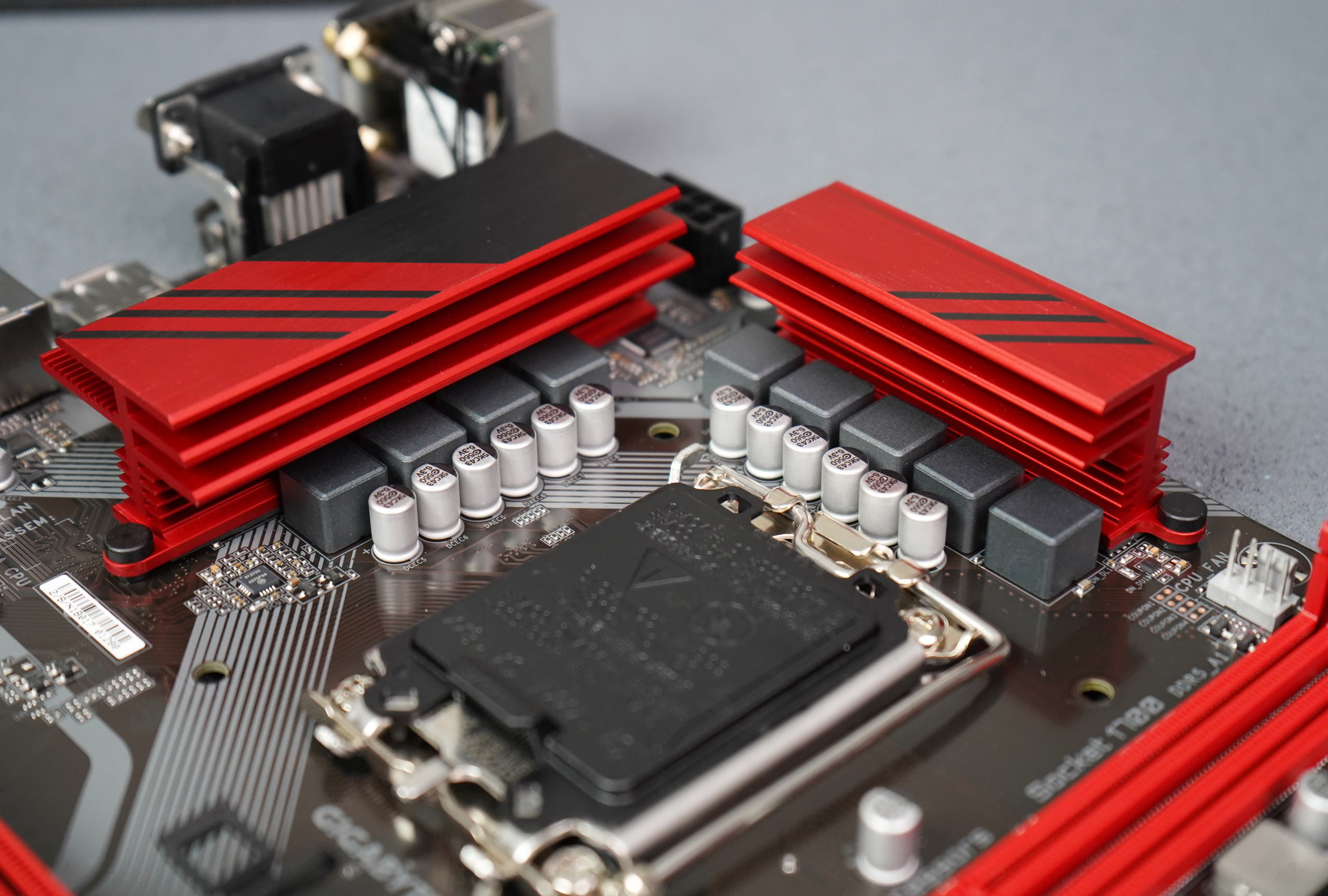 技嘉b760maoruselited5推荐机箱,技嘉b760mgamingacd5wifi测评