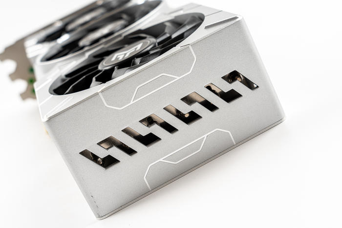 华硕proart4070ti开箱,华硕proartx670配什么显卡