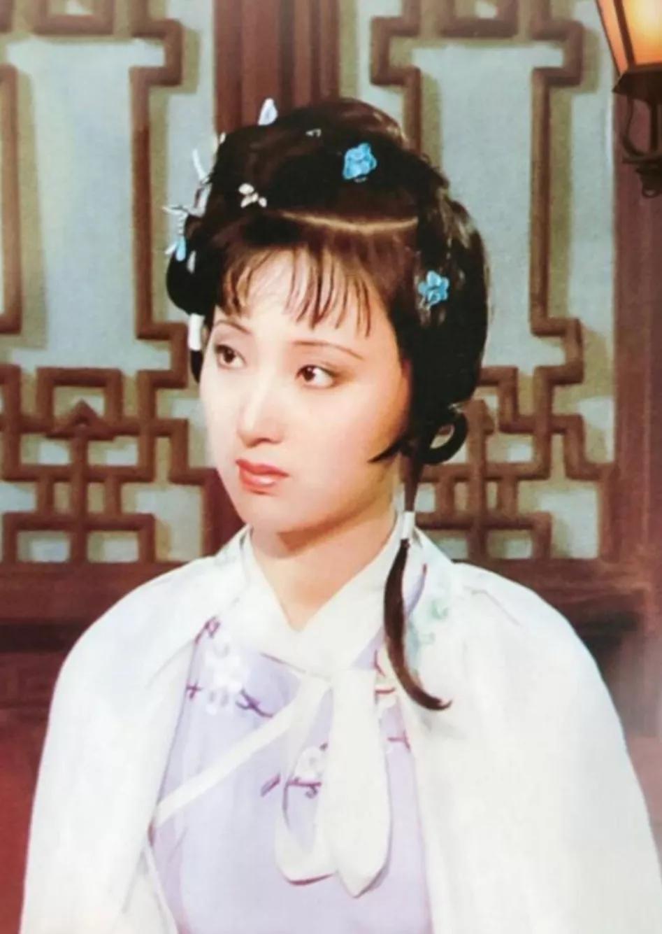 红楼梦经典嘲讽名句,红楼梦唐多令咏絮解析