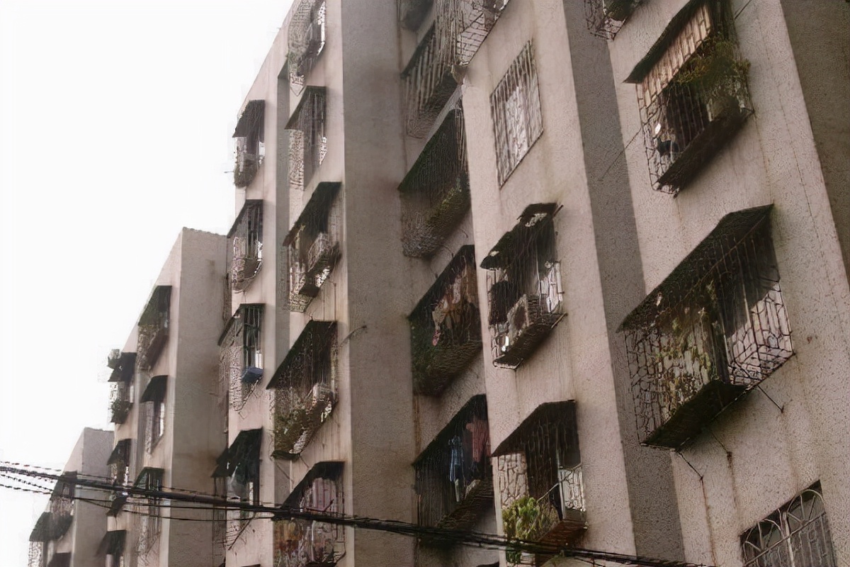 延期交房过了退房期限还能退房吗,期房退房开发商不退房款怎么办