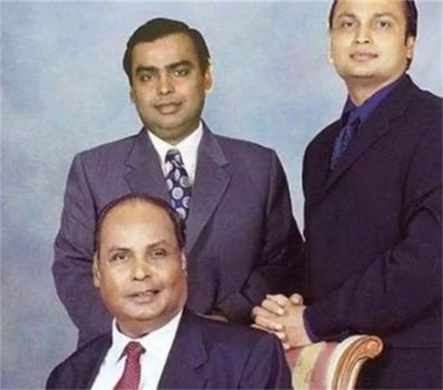 印度首富手机壳价值三亿,印度首富家的房子