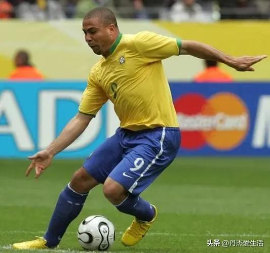 中国足球要有继续前行的勇气,中国足球缺的是一种斗志和精气神