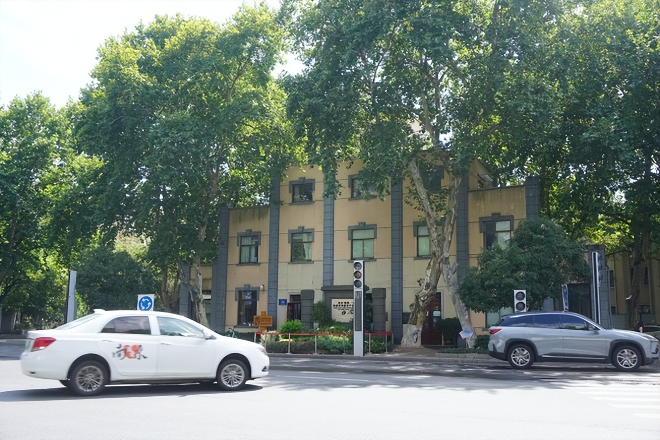 先锋颐和书馆在哪,颐和先锋书店的历史