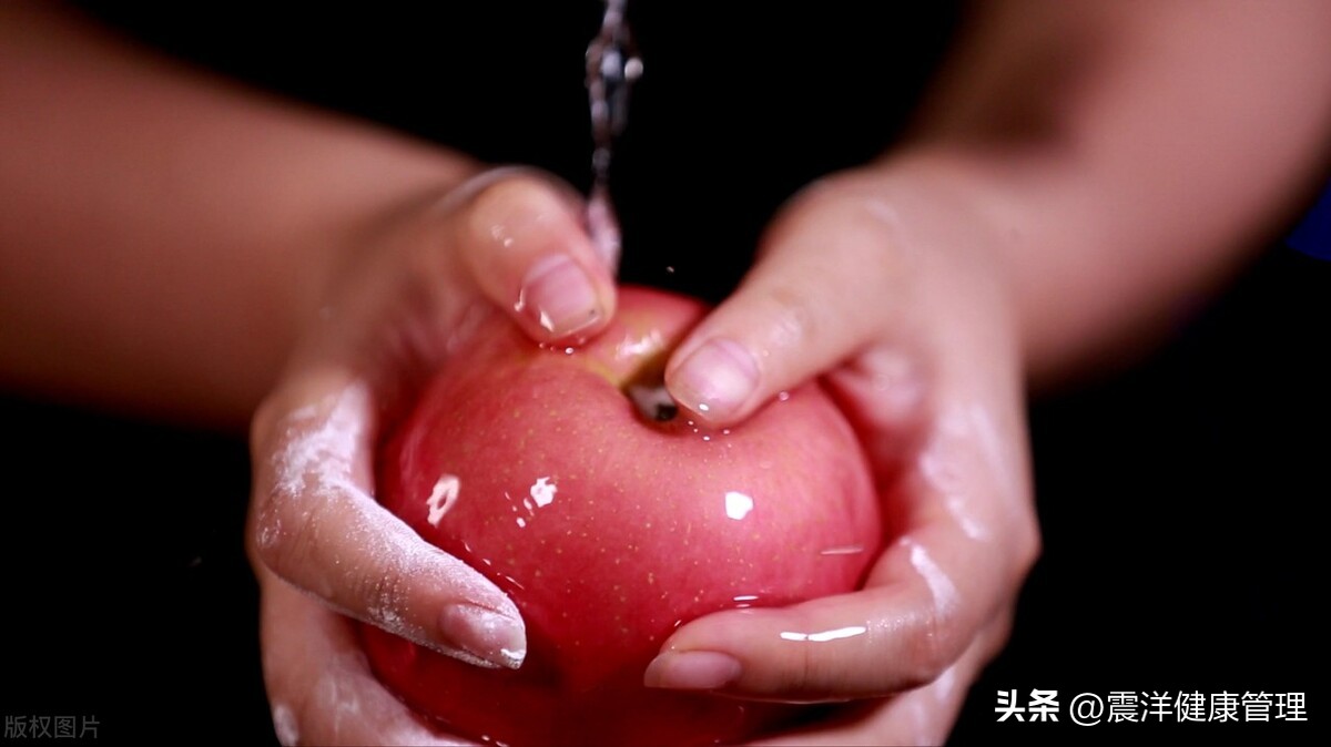 怎么是金苹果银苹果毒苹果,早上苹果是金晚上苹果是毒