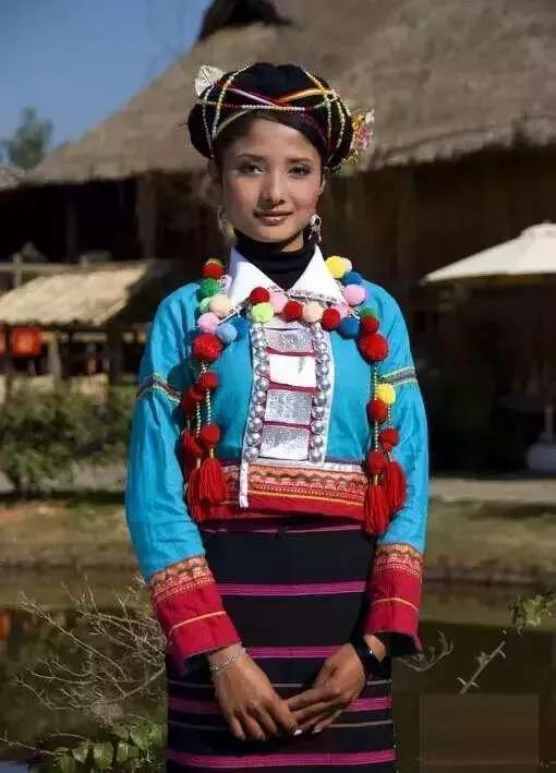 五十六个民族服饰排行榜,中华五十六个民族服饰大合集