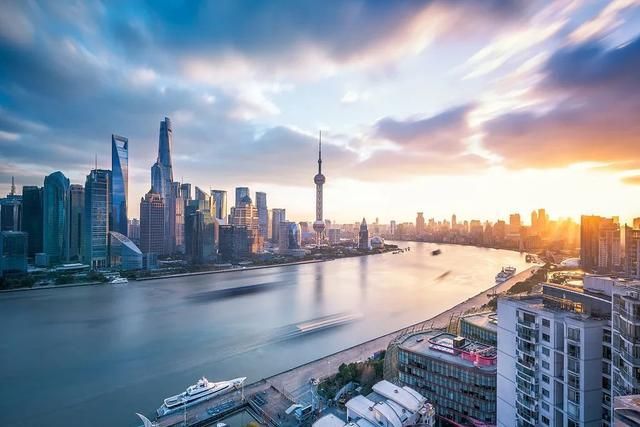 中国外储逆涨1550亿！无视美国反对，坚决抛美债，买黄金