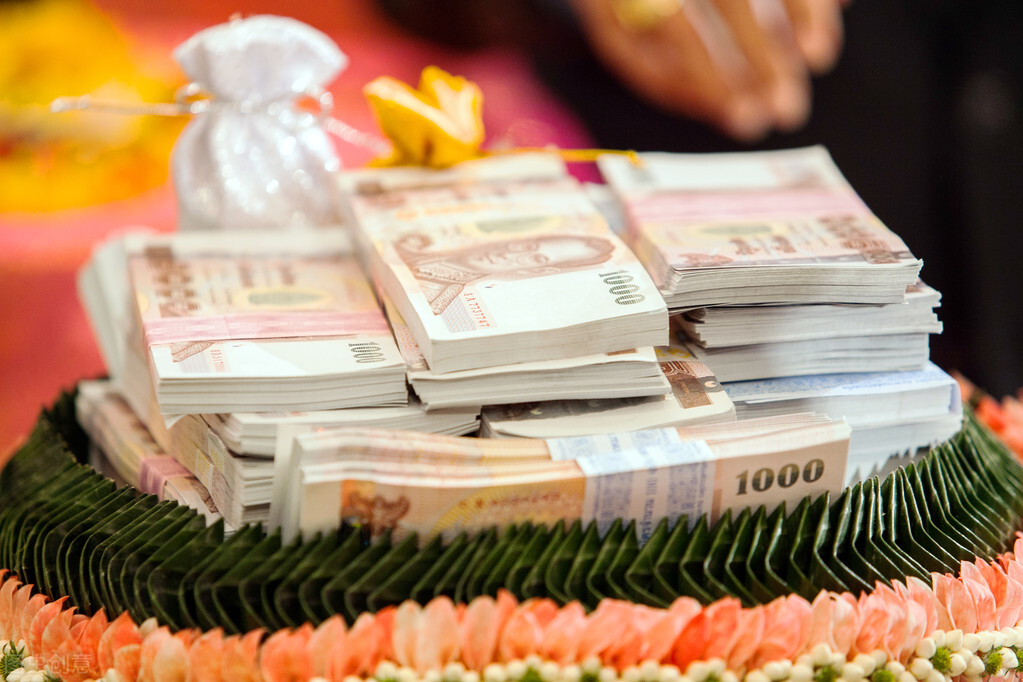 贵州小伙娶农村老婆视频,广西小伙花2000万娶越南姑娘