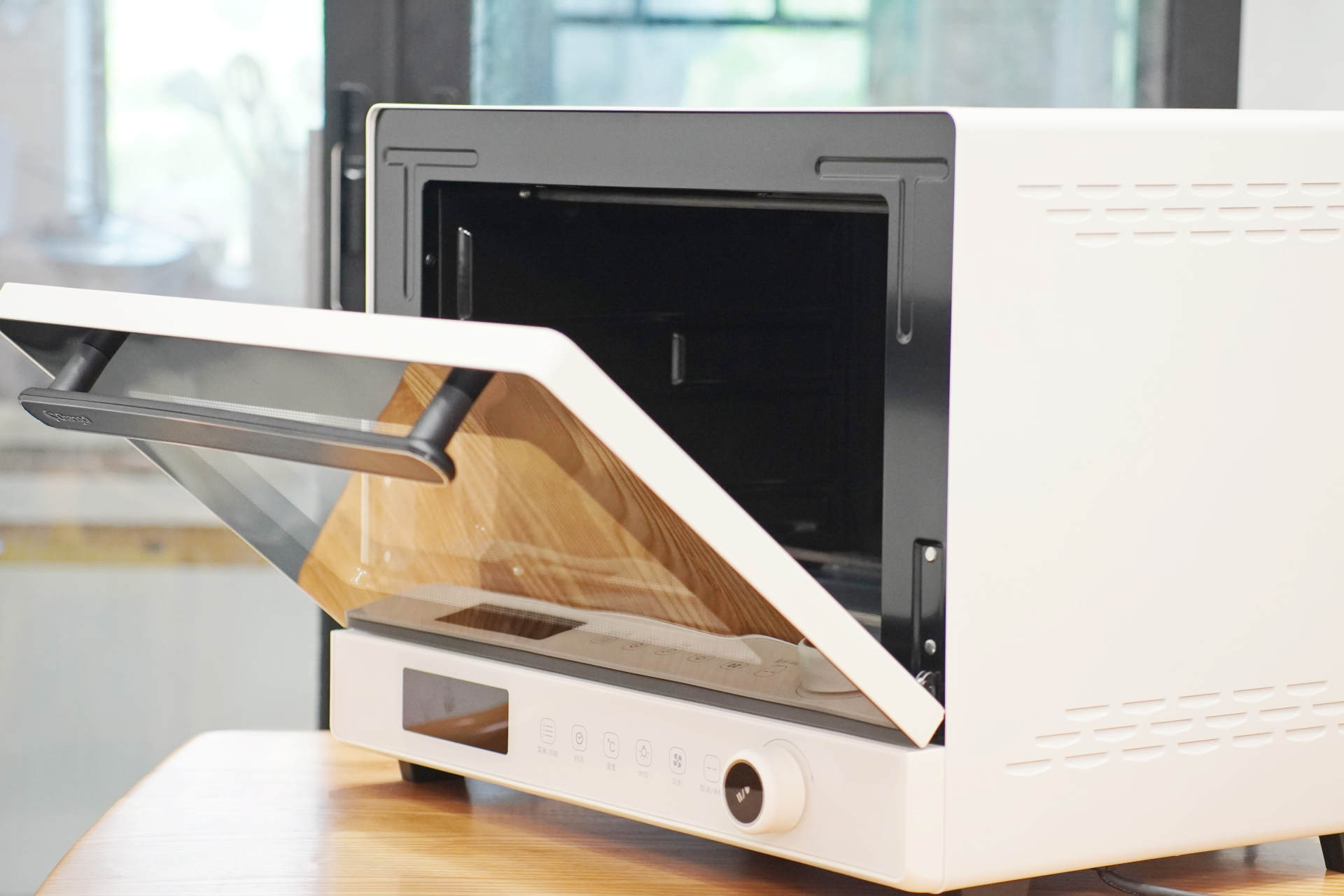 实测长帝F40大白鲸，这是一款更专业的家用台式烤箱