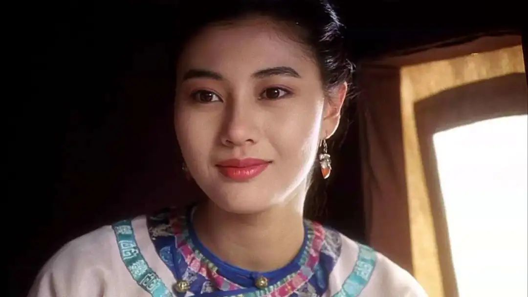 所谓香港电影的港味，就是没有萝莉，只有御女